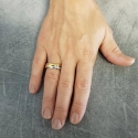 Ring aus 18-karätigem Gold mit drei ineinander verschlungenen Farben GL101809