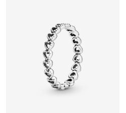 Pandora Ringband der Herzen 190980